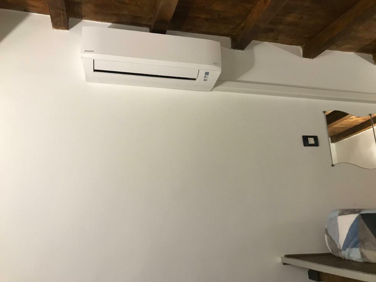 La Quiete In Centro Storico Apartment Genoa Exterior photo